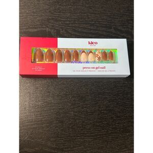 Kleo Kolor Press-On Gel Nails - Autumn Fleur - NIB